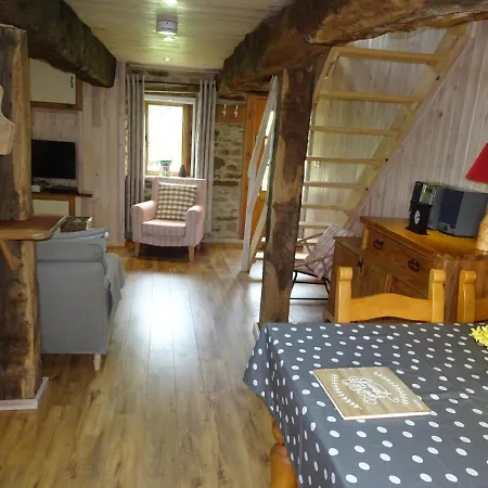 La Porcherie Vakantiehuis Hellean